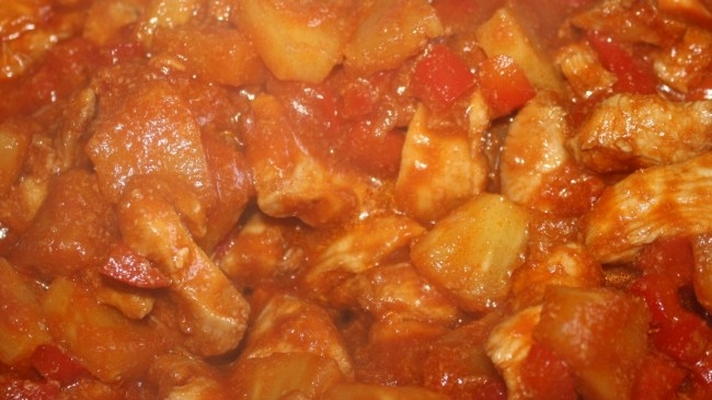 Kip in zoetzure saus